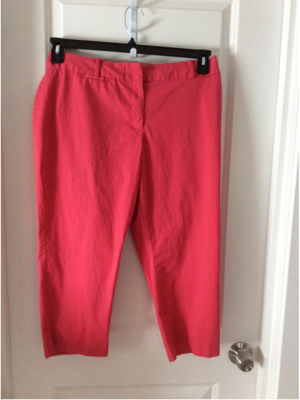 Women's Talbots Vibrant Pink Capris 14P